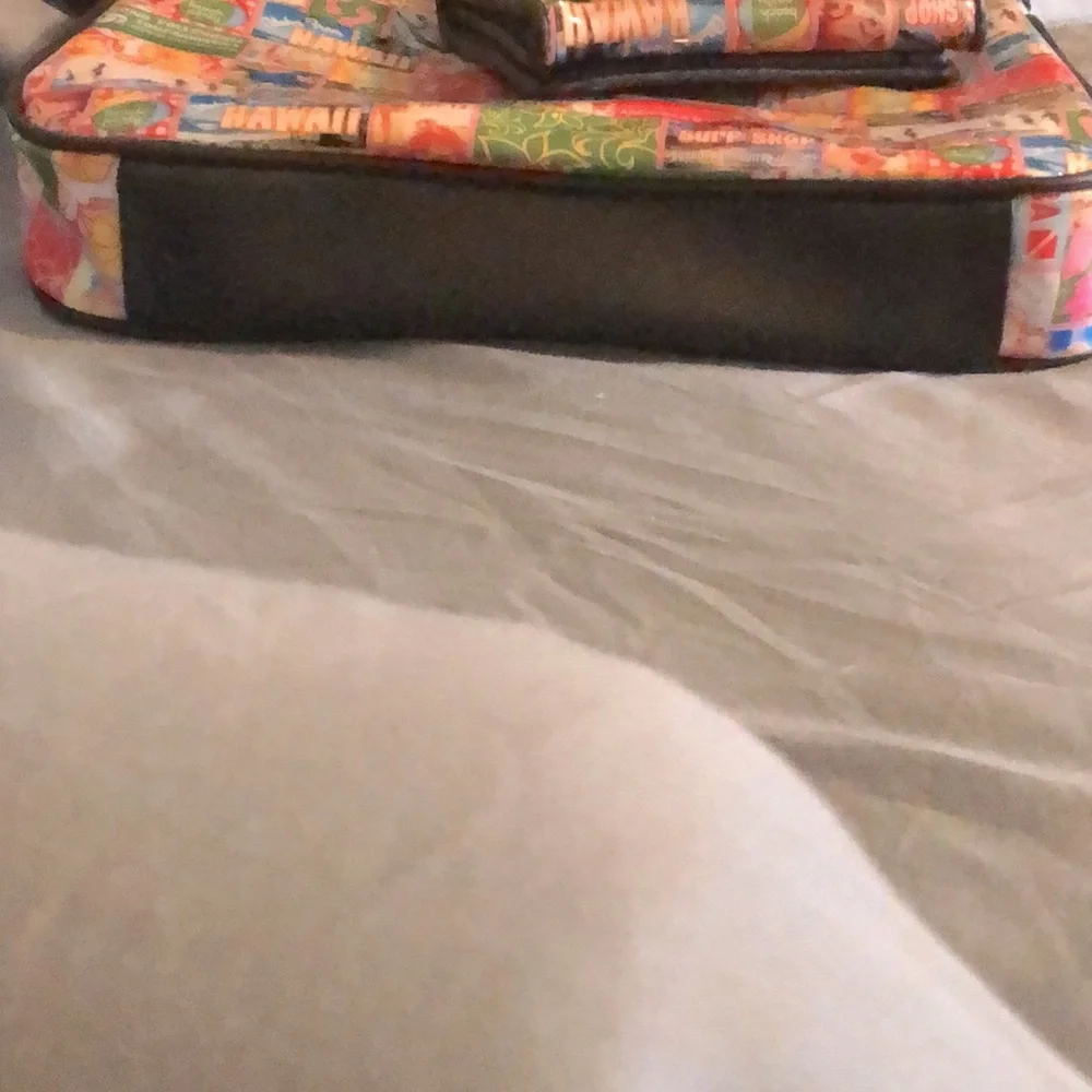 Relic Shoulder Purse with Matching Wallet —#120 - Picture 9 of 13